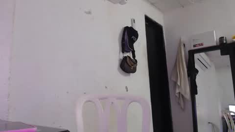 hadesmit1 online show from March 2026 04:01:01 PM