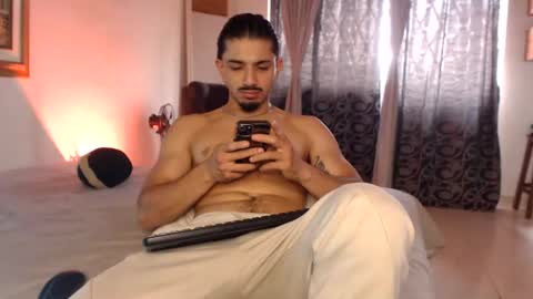 Snapshot of hadez_69 chatting on July 2026 05:41:02 PM HADEZ online show from July 2026 05:41:02 PM