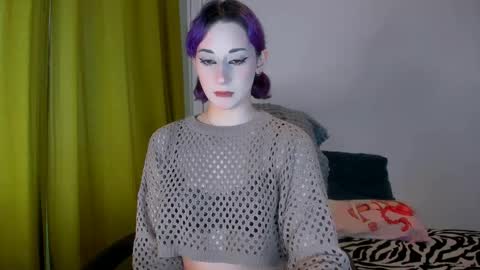 Snapshot of hadley_mills chatting on May 2026 01:53:01 PM hadley online show from May 2026 01:53:01 PM