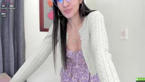 Hae-In online show from March 2025 11:25:02 AM