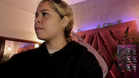 Snapshot of haelycute chatting on February 2025 11:10:02 AM Haely online show from February 2025 11:10:02 AM