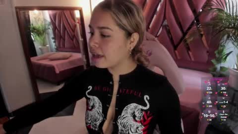 Snapshot of haelycute chatting on March 2025 05:06:02 PM Haely online show from March 2025 05:06:02 PM