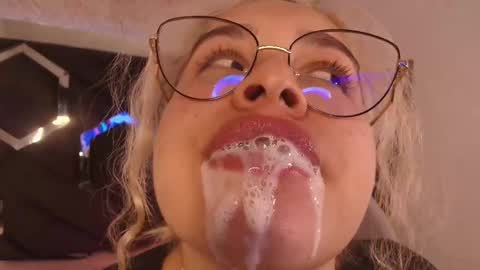 Snapshot of haelycute chatting on October 2025 12:41:01 AM Haely online show from October 2025 12:41:01 AM