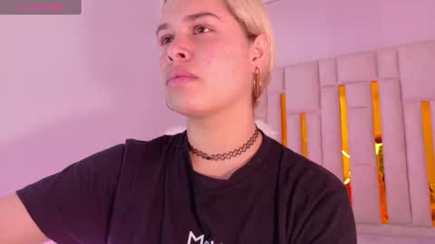 Snapshot of haelycute chatting on November 2025 07:08:02 PM Haely online show from November 2025 07:08:02 PM