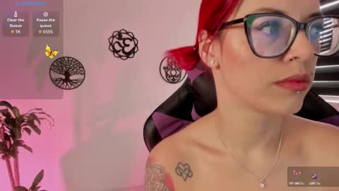 Hailee online show from September 2025 03:39:01 PM