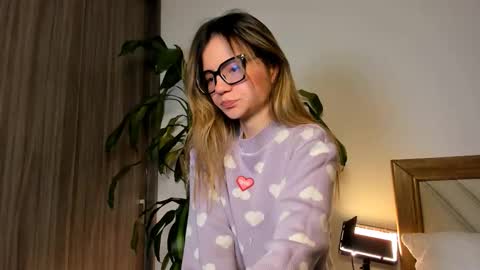 Snapshot of hailey_firee chatting on February 2026 10:52:02 PM Hailey online show from February 2026 10:52:02 PM