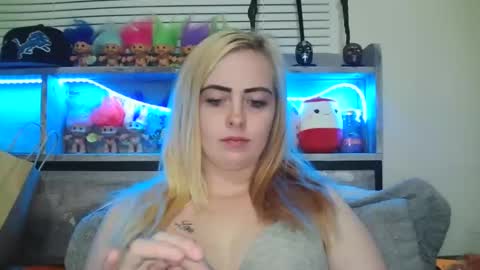 Hailey and d online show from December 2024 12:34:01 AM