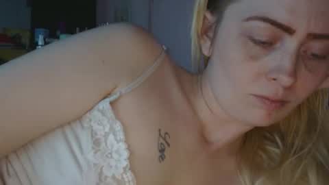 Hailey and d online show from March 2026 07:54:02 AM