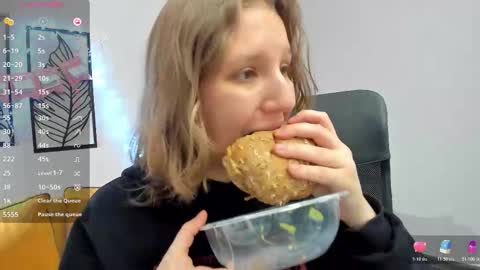 Hailey online show from January 2026 09:00:02 AM