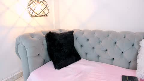 Haileymiler online show from December 2024 04:42:02 AM