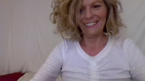 Hailey online show from December 2024 03:52:02 AM