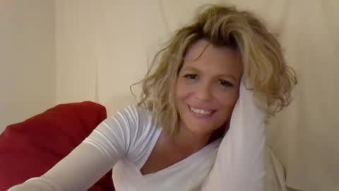 Hailey online show from December 2024 04:21:01 AM