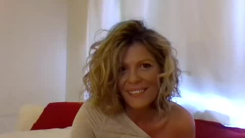 Hailey online show from January 2025 08:09:01 PM