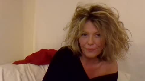 Hailey online show from January 2025 02:55:01 AM