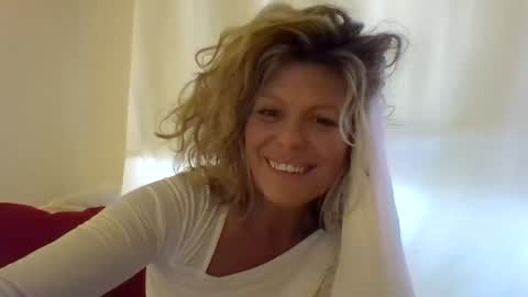 Hailey online show from February 2025 11:32:01 PM