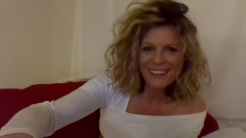 Hailey online show from February 2025 02:17:02 AM