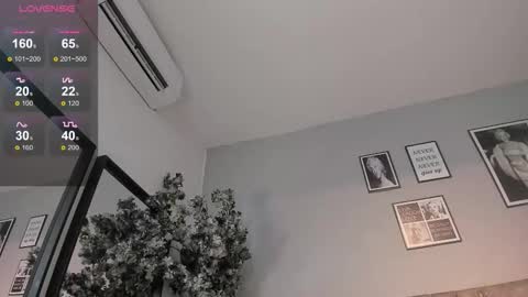 haileystonei online show from January 2026 11:14:02 AM