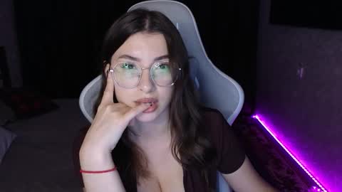 HailyHeavenly online show from November 2025 01:34:01 PM