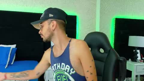 H A I R Y D I A M O N D online show from September 2025 03:52:02 AM