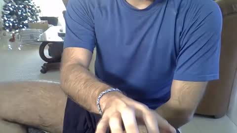 Snapshot of hairydaduncut chatting on December 2024 02:04:01 PM hairydaduncut online show from December 2024 02:04:01 PM