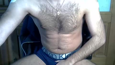 Snapshot of hairydaduncut chatting on March 2025 01:03:02 PM hairydaduncut online show from March 2025 01:03:02 PM