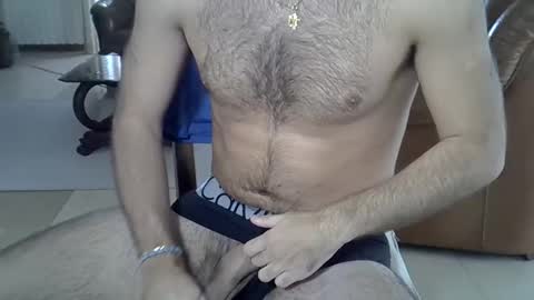 Snapshot of hairydaduncut chatting on September 2025 12:05:02 PM hairydaduncut online show from September 2025 12:05:02 PM