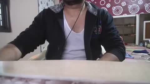 Snapshot of hairyguy1212 chatting on November 2025 07:40:01 AM Hairyguy121 online show from November 2025 07:40:01 AM