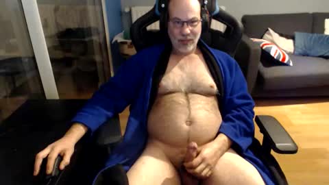 Snapshot of hairyman54 chatting on November 2025 06:19:02 PM hairyman54 online show from November 2025 06:19:02 PM