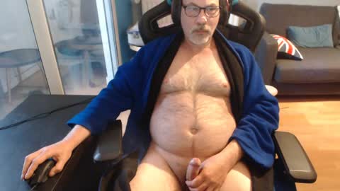 Snapshot of hairyman54 chatting on May 2026 03:19:02 PM hairyman54 online show from May 2026 03:19:02 PM