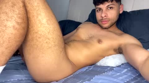 Independent       model  online show from March 2025 08:49:01 PM