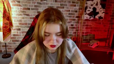 HaleySun online show from October 2025 02:39:02 PM