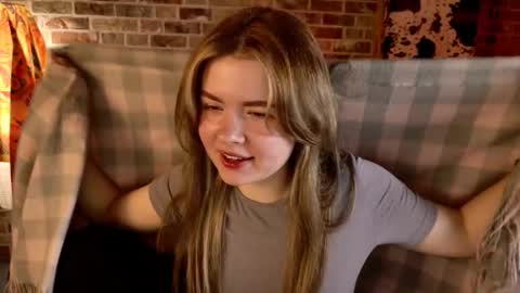 HaleySun online show from October 2025 09:28:01 AM