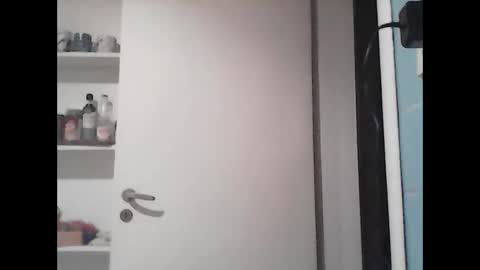 halfblood18 online show from January 2025 01:53:01 AM