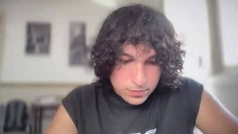 halfblood18 online show from December 2025 05:31:01 PM