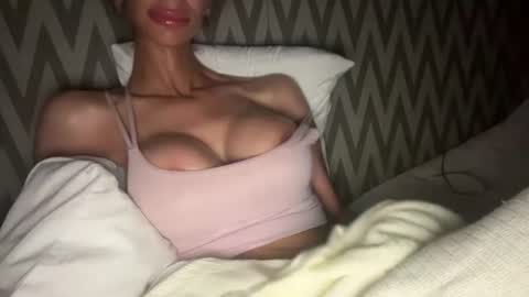 Chrissybby online show from June 2026 05:35:01 AM