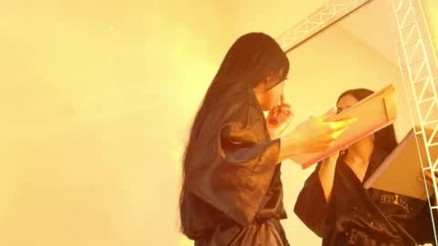 Hallie Stone online show from April 2026 12:21:01 PM