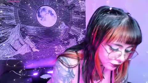 Hallu online show from September 2025 01:57:02 PM