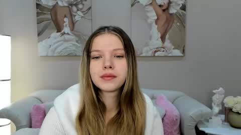 Snapshot of hallybradley chatting on February 2026 05:06:02 AM HallyBradley online show from February 2026 05:06:02 AM