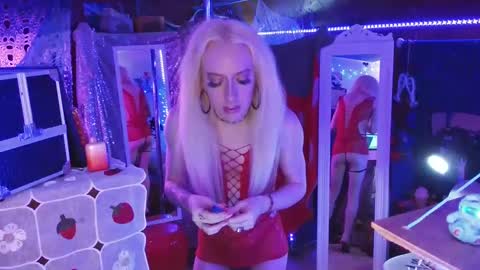 halovalentine online show from February 2025 01:49:02 AM