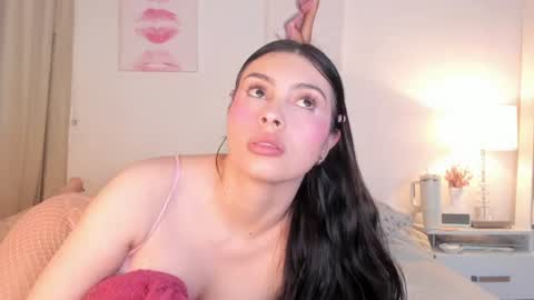Snapshot of halseycox__ chatting on July 2026 05:46:02 AM Halsey Maria online show from July 2026 05:46:02 AM