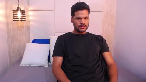 Snapshot of hamilton_1 chatting on November 2025 08:08:01 PM Hamilton online show from November 2025 08:08:01 PM