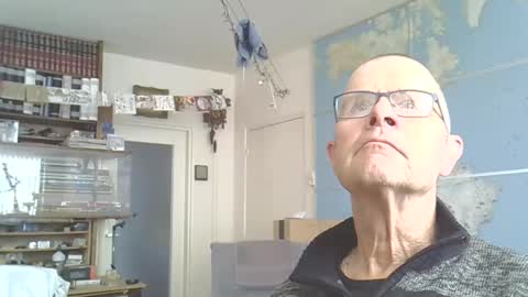 Snapshot of hamto65 chatting on February 2025 03:51:02 PM Prefer men 80 online show from February 2025 03:51:02 PM