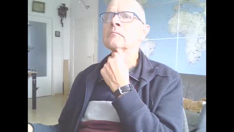 Snapshot of hamto65 chatting on March 2025 03:16:02 PM Prefer men 80 online show from March 2025 03:16:02 PM