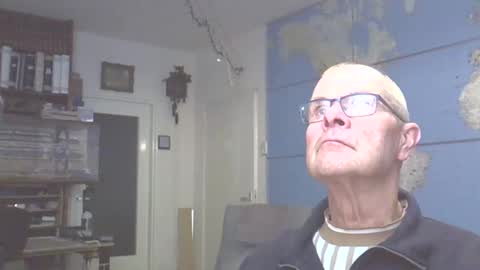 Snapshot of hamto65 chatting on March 2025 09:00:02 PM Prefer men 80 online show from March 2025 09:00:02 PM