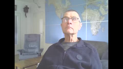 Snapshot of hamto65 chatting on October 2025 08:34:02 AM Prefer men 80 online show from October 2025 08:34:02 AM