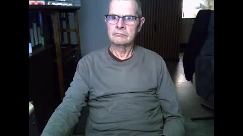 Snapshot of hamto65 chatting on February 2026 09:04:01 PM Prefer men 80 online show from February 2026 09:04:01 PM