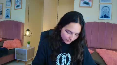 Snapshot of hanabie_ chatting on March 2026 03:11:01 AM hanabie_ online show from March 2026 03:11:01 AM