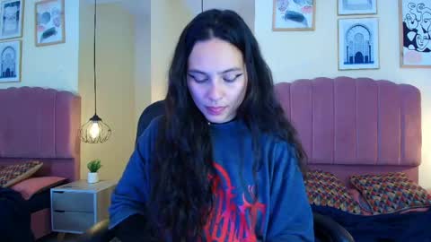 hanabie_ online show from May 2026 03:36:02 AM