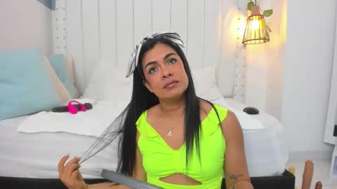 hanah_gray online show from September 2025 11:21:01 AM