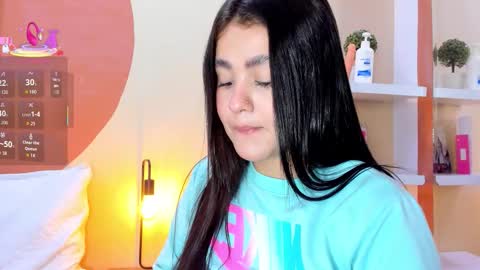 HANAH  online show from January 2026 02:08:02 PM